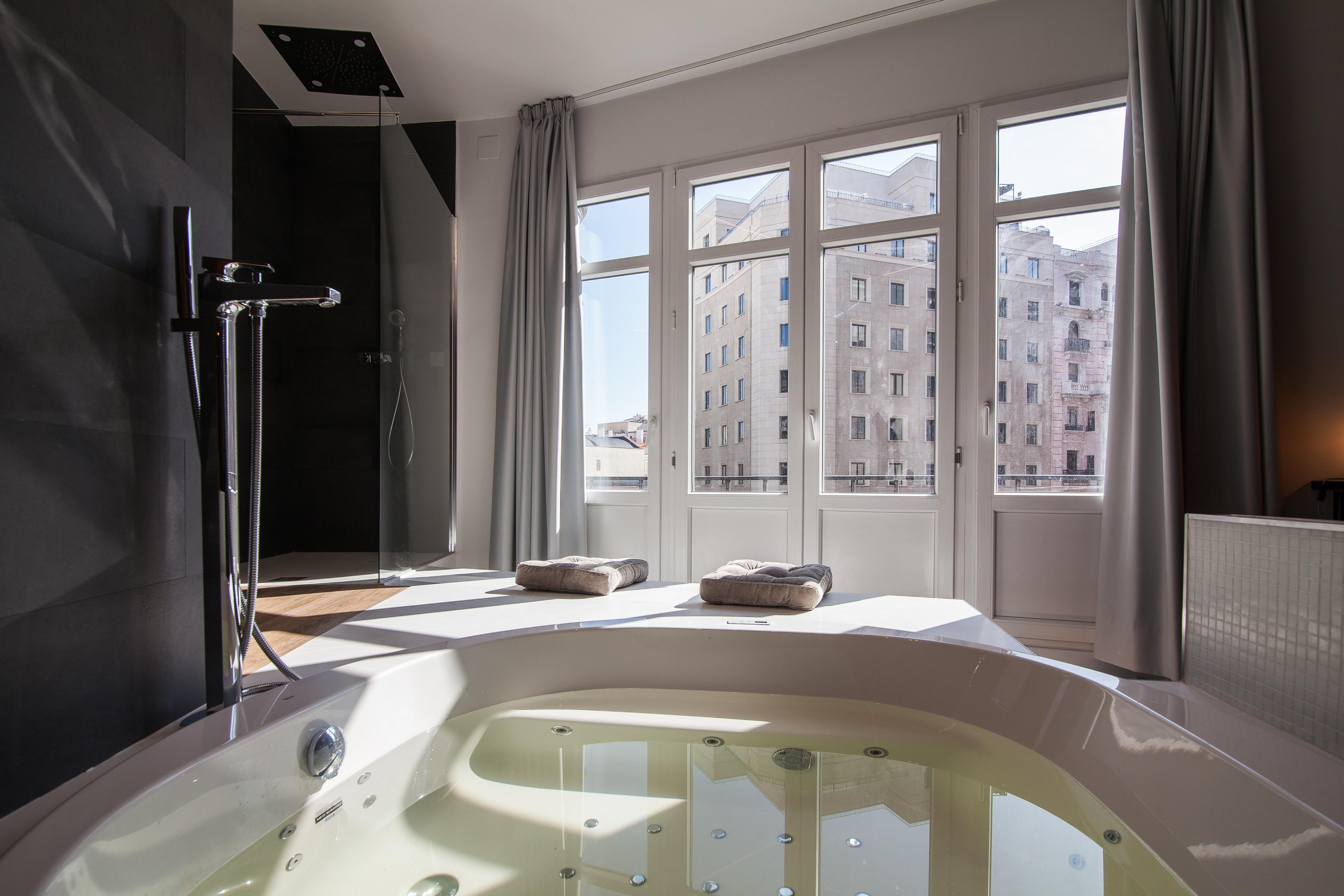 Vitium Urban Suites Madrid Ngoại thất bức ảnh